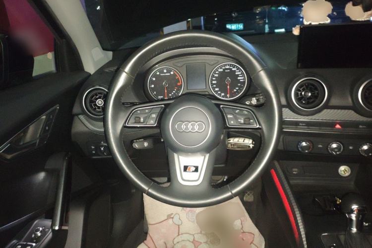 Used Audi Q2L 2018 35 TFSI Launch Exclusive Edition China V Steering Wheel