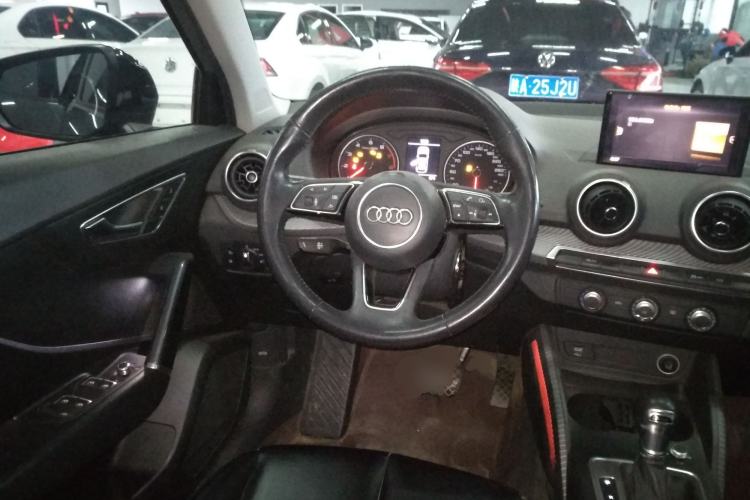 Used Audi Q2L 2018 35 TFSI Launch Exclusive Edition China VI Steering Wheel