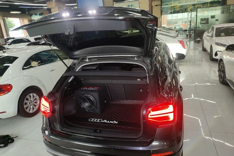 Used Audi Q2L 2018 35 TFSI Launch Exclusive Edition China VI Trunk