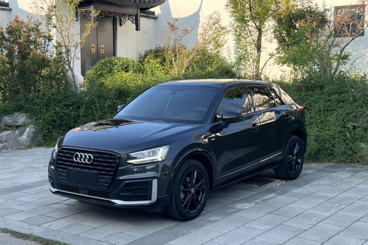 Audi Q2L 2018 35 TFSI Launch Exclusive Edition China VI usata Guazi used car, China used car export, Used car for sale, Used cars, Cheapest cars for sale