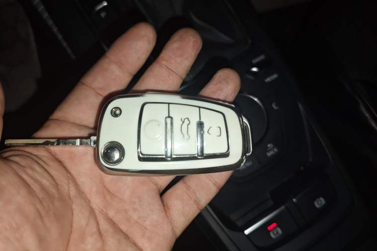 Used Audi Q2L 2018 35 TFSI Launch Exclusive Edition China V Vehicle Key