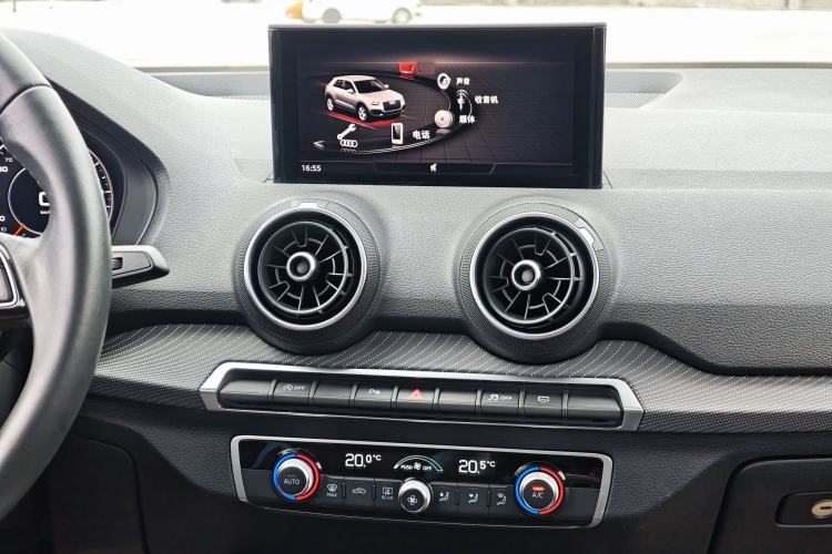 Used Audi Q2L 2018 35 TFSI Luxury Attractive Model China V Standard Audio And AC Panel
