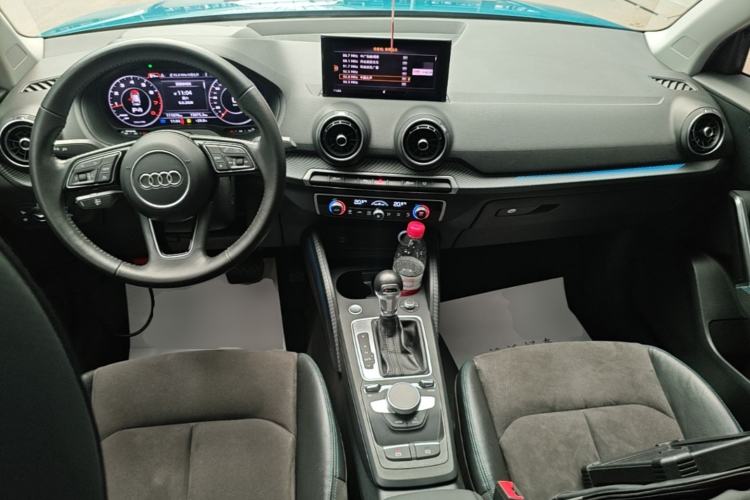 Used Audi Q2L 2018 35 TFSI Luxury Attractive Model China V Standard Center Console