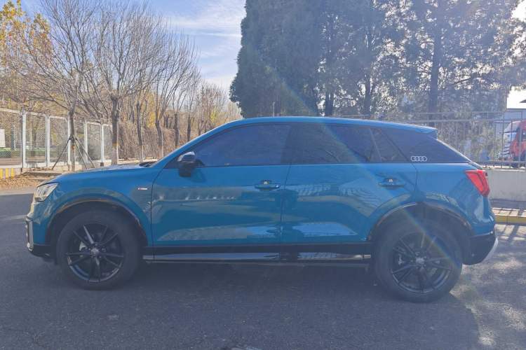 Used Audi Q2L 2018 35 TFSI Launch Exclusive Edition China VI Exterior 4