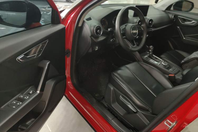 Used Audi Q2L 2018 35 TFSI Launch Exclusive Edition China V Interior 3
