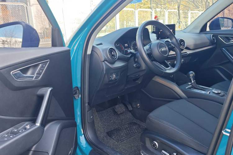 Used Audi Q2L 2018 35 TFSI Launch Exclusive Edition China VI Interior 6