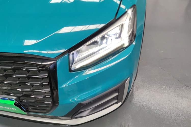 Used Audi Q2L 2018 35 TFSI Launch Exclusive Edition China VI Left Front Headlight