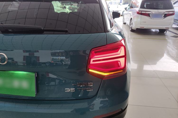 Used Audi Q2L 2018 35 TFSI Fashion Dynamic Version China V Emission Standard Right Rear Taillight
