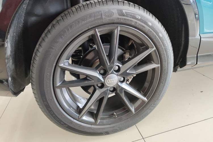 Used Audi Q2L 2018 35 TFSI Fashion Dynamic Version China V Emission Standard Right Rear Wheel Hub
