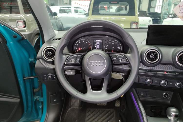 Used Audi Q2L 2018 35 TFSI Launch Exclusive Edition China VI Steering Wheel