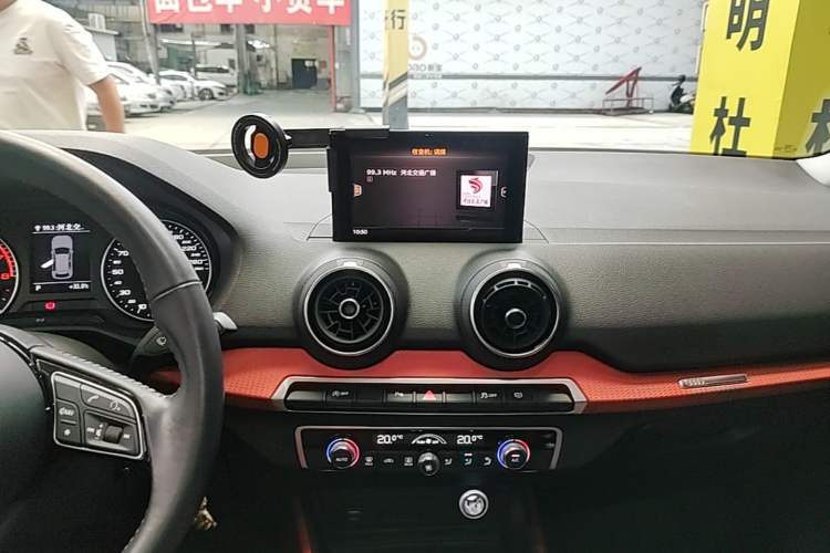 Used Audi Q2L 2018 35 TFSI Fashion Dynamic Version China VI Emission Standard Audio And AC Panel