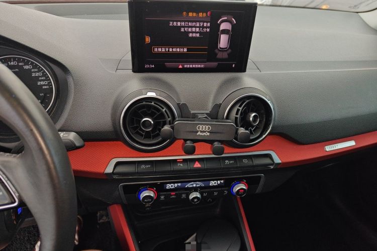 Used Audi Q2L 2018 35 TFSI Fashion Dynamic Version China V Emission Standard Audio And AC Panel