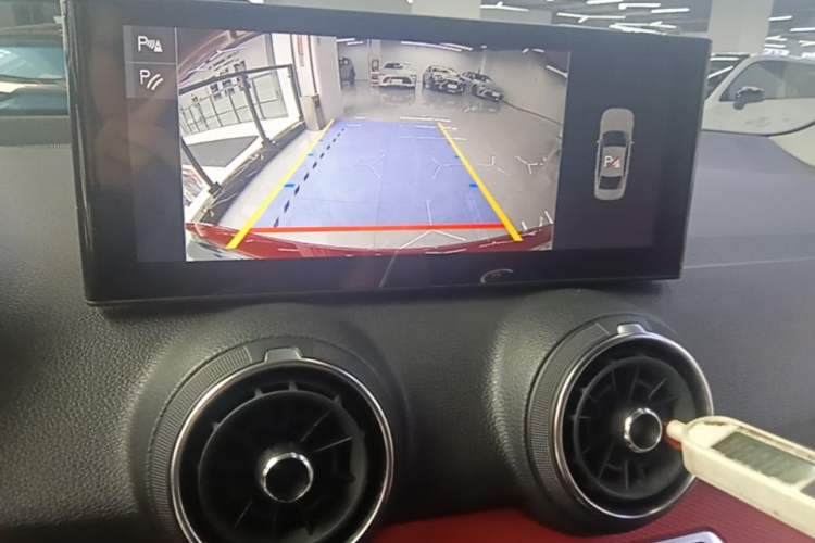 Used Audi Q2L 2018 35 TFSI Fashion Dynamic Version China V Emission Standard Audio And AC Panel