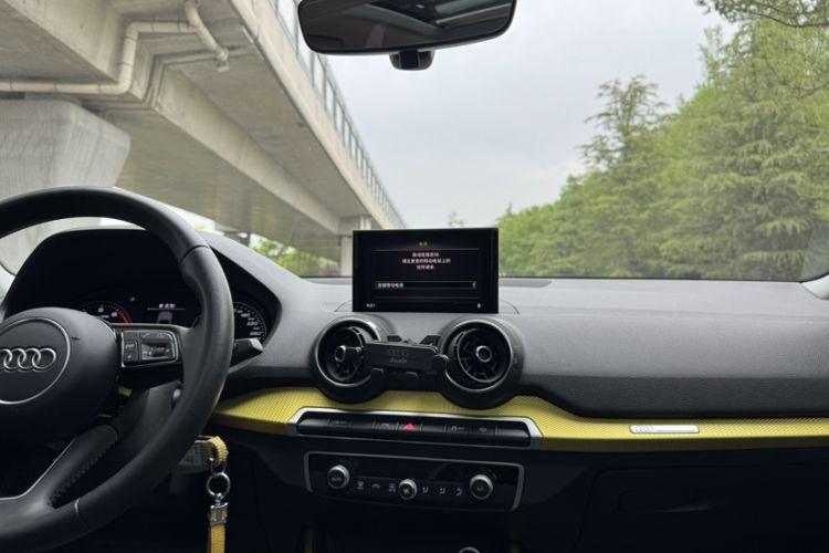 Used Audi Q2L 2018 35 TFSI Fashion Dynamic Version China V Emission Standard Audio And AC Panel