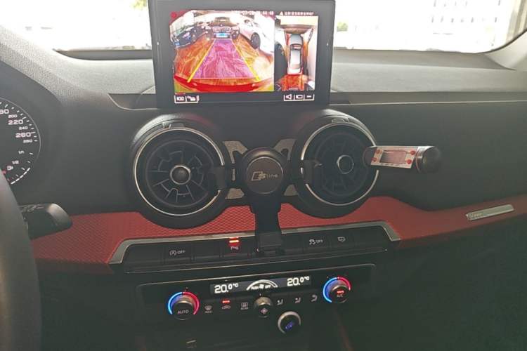 Used Audi Q2L 2018 35 TFSI Fashion Dynamic Version China V Emission Standard Audio And AC Panel