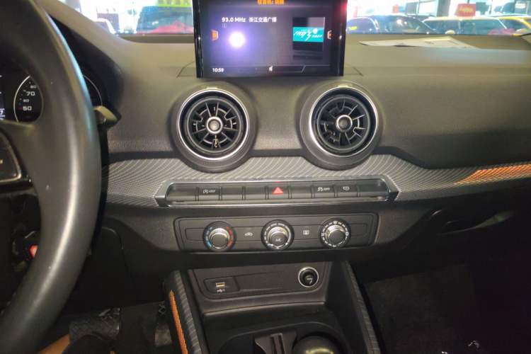Used Audi Q2L 2018 35 TFSI Launch Exclusive Edition China VI Audio And AC Panel