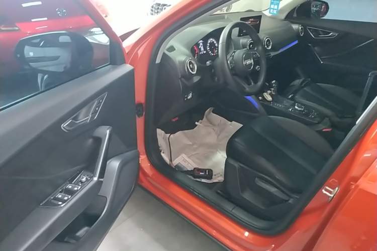 Used Audi Q2L 2018 35 TFSI Launch Exclusive Edition China V Driver Seat