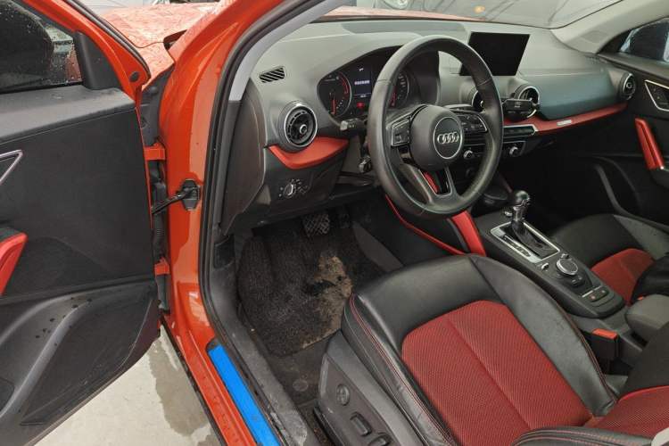 Used Audi Q2L 2018 35 TFSI Fashion Dynamic Version China V Emission Standard Driver Seat