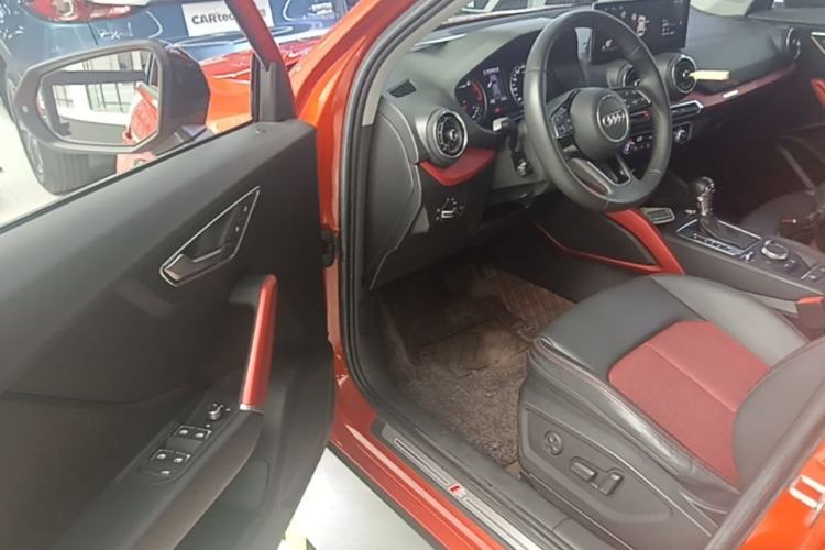 Used Audi Q2L 2018 35 TFSI Fashion Dynamic Version China V Emission Standard Driver Seat