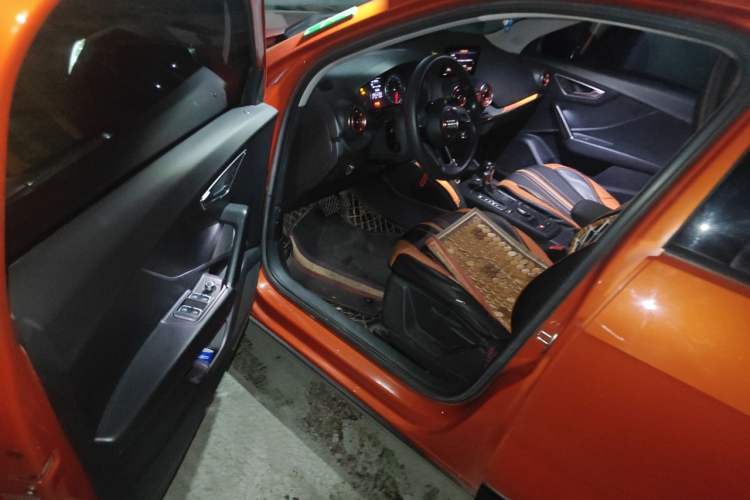Used Audi Q2L 2018 35 TFSI Launch Exclusive Edition China V Driver Seat
