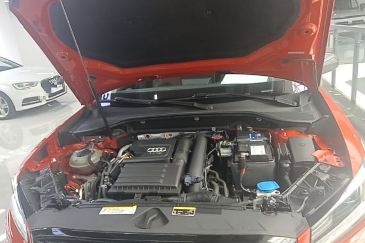 Used Audi Q2L 2018 35 TFSI Fashion Dynamic Version China V Emission Standard Engine Bay