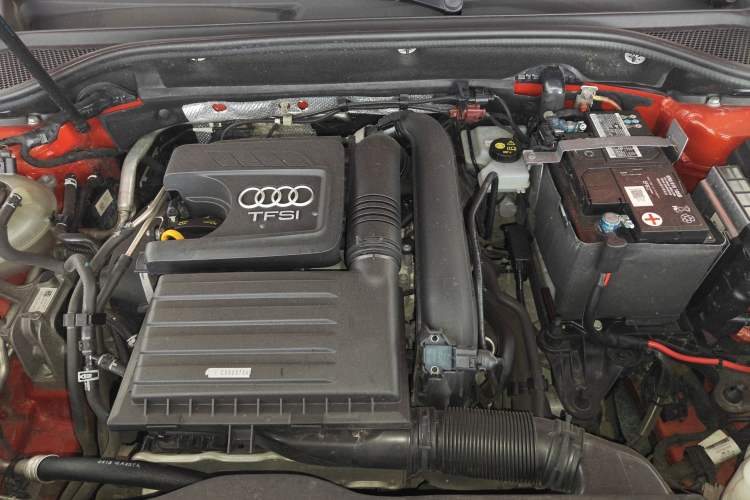 Used Audi Q2L 2018 35 TFSI Fashion Dynamic Version China V Emission Standard Engine Bay