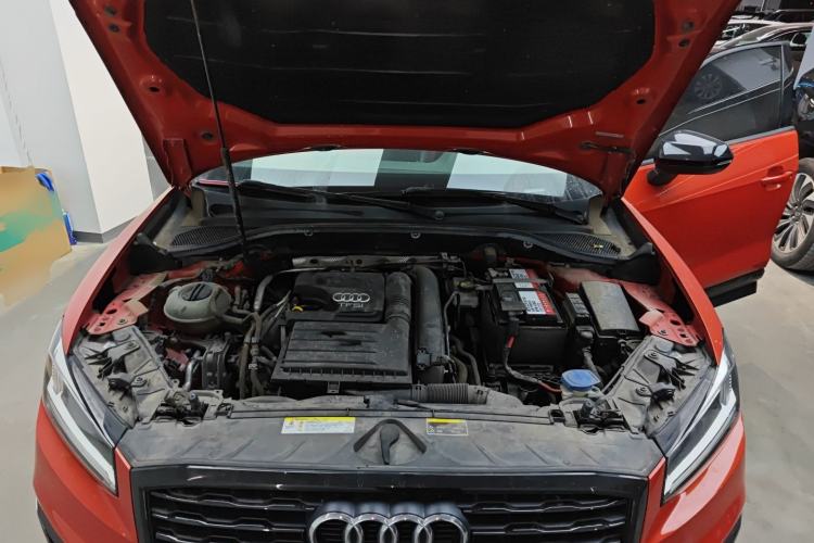 Used Audi Q2L 2018 35 TFSI Fashion Dynamic Version China V Emission Standard Engine Bay