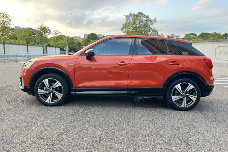 Used Audi Q2L 2018 35 TFSI Launch Exclusive Edition China VI Exterior 4