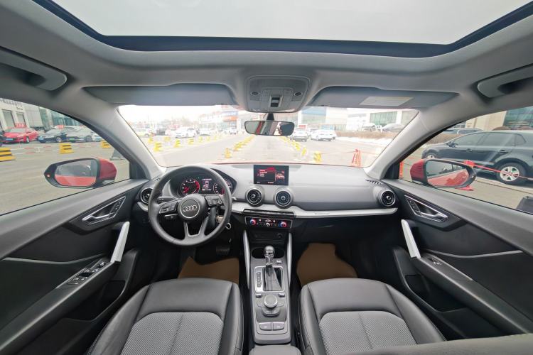 Used Audi Q2L 2018 35 TFSI Fashion Elegant Version China V Interior 1