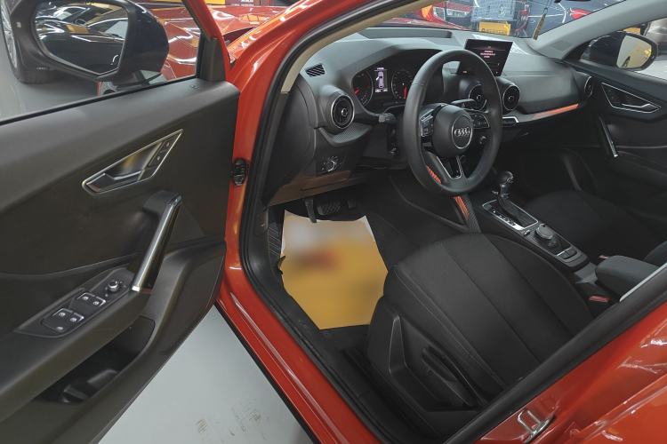 Used Audi Q2L 2018 35 TFSI Launch Exclusive Edition China VI Interior 3