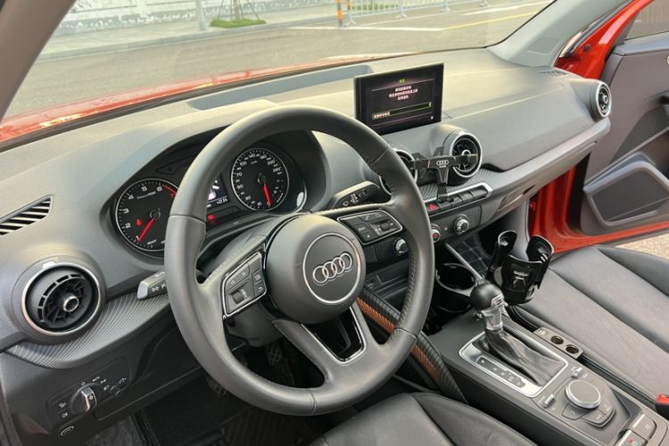 Used Audi Q2L 2018 35 TFSI Launch Exclusive Edition China VI Interior 3