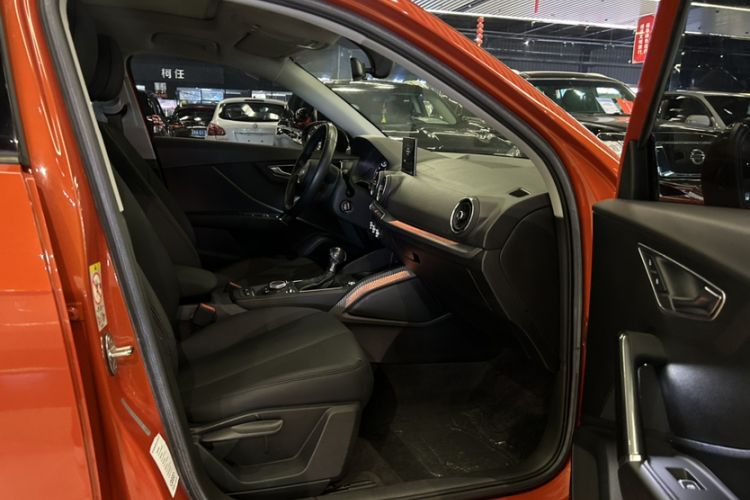 Used Audi Q2L 2018 35 TFSI Launch Exclusive Edition China VI Interior 4