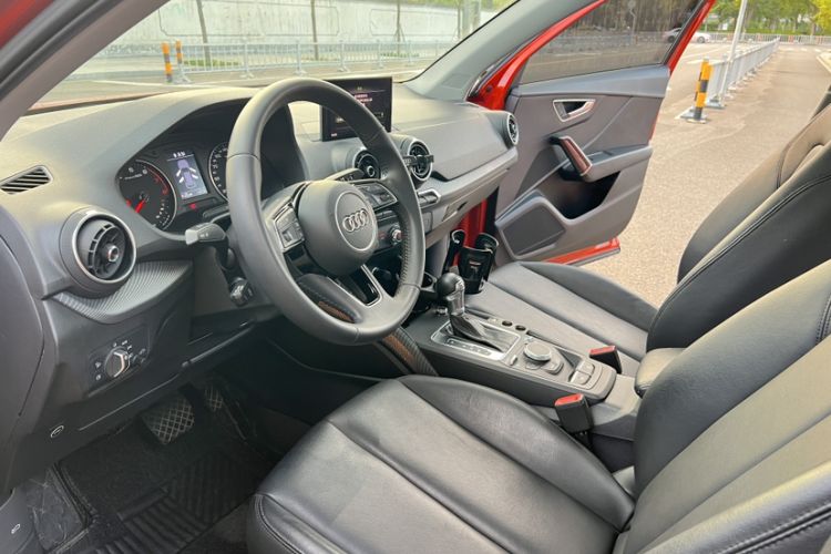 Used Audi Q2L 2018 35 TFSI Launch Exclusive Edition China VI Interior 4