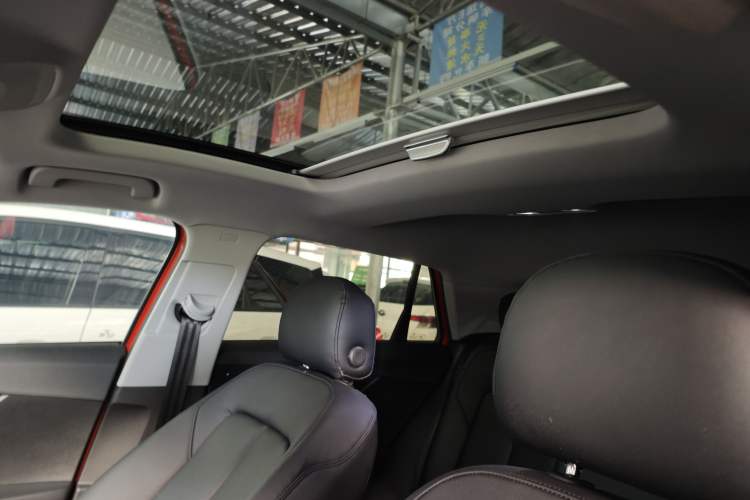 Used Audi Q2L 2018 35 TFSI Launch Exclusive Edition China VI Interior 8