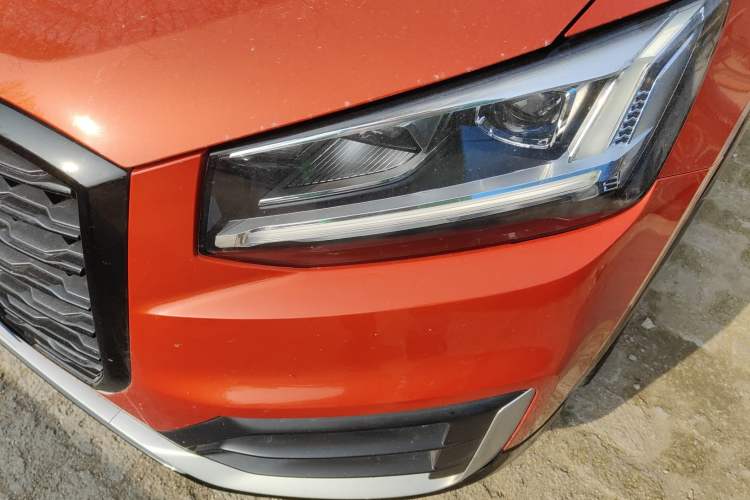 Used Audi Q2L 2018 35 TFSI Launch Exclusive Edition China VI Left Front Headlight