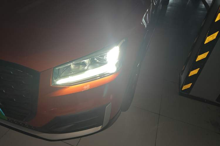 Used Audi Q2L 2018 35 TFSI Launch Exclusive Edition China VI Left Front Headlight