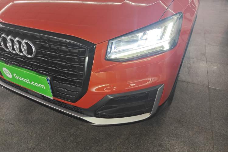 Used Audi Q2L 2018 35 TFSI Fashion Dynamic Version China V Emission Standard Left Front Headlight