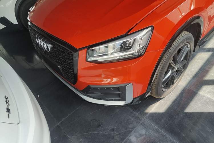Used Audi Q2L 2018 35 TFSI Fashion Dynamic Version China VI Emission Standard Left Front Headlight