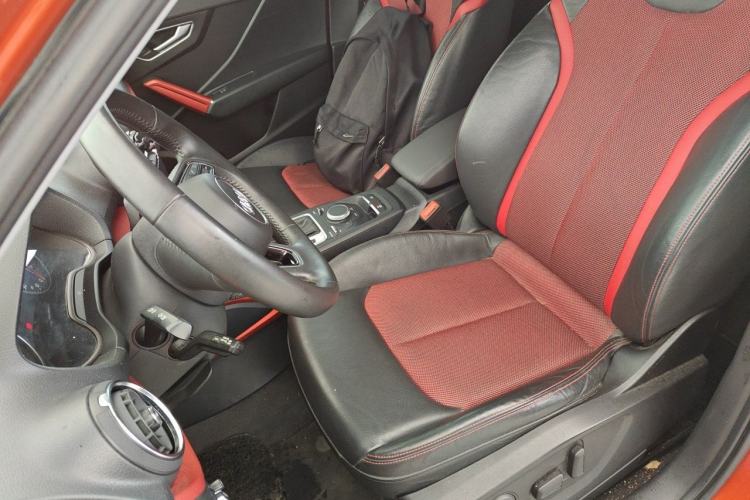 Used Audi Q2L 2018 35 TFSI Fashion Dynamic Version China V Emission Standard Left Front Seat