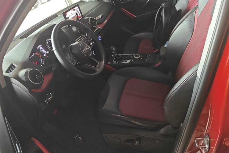 Used Audi Q2L 2018 35 TFSI Fashion Dynamic Version China V Emission Standard Left Front Seat