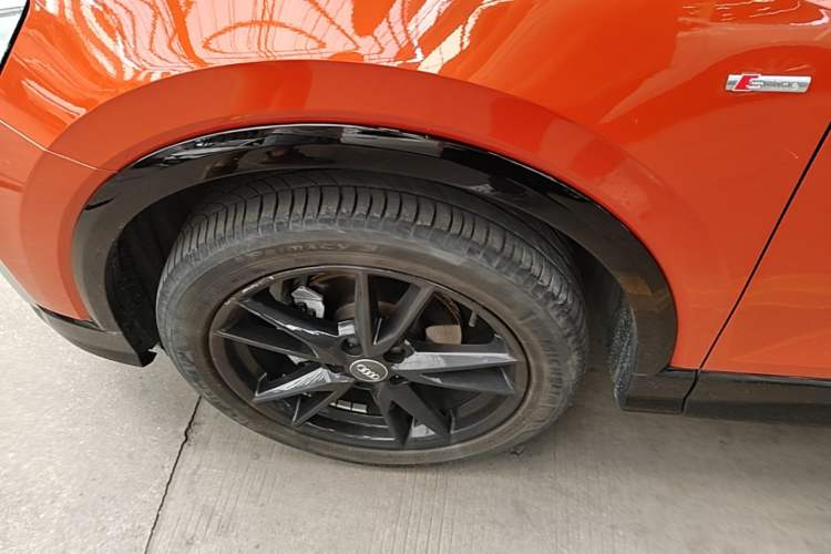 Used Audi Q2L 2018 35 TFSI Fashion Dynamic Version China VI Emission Standard Left Front Wheel Hub