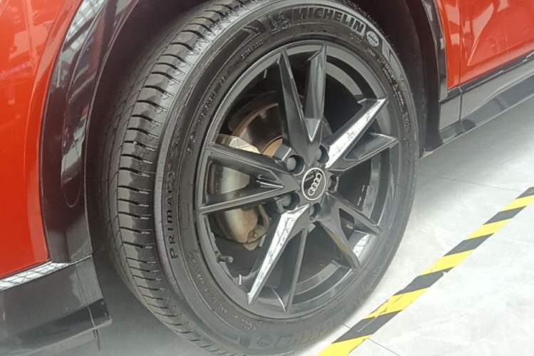 Used Audi Q2L 2018 35 TFSI Fashion Dynamic Version China V Emission Standard Left Front Wheel Hub