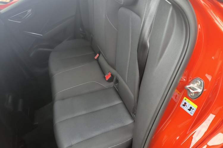 Used Audi Q2L 2018 35 TFSI Launch Exclusive Edition China VI Left Rear Seat