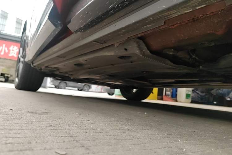 Used Audi Q2L 2018 35 TFSI Fashion Dynamic Version China VI Emission Standard Left Side Sill