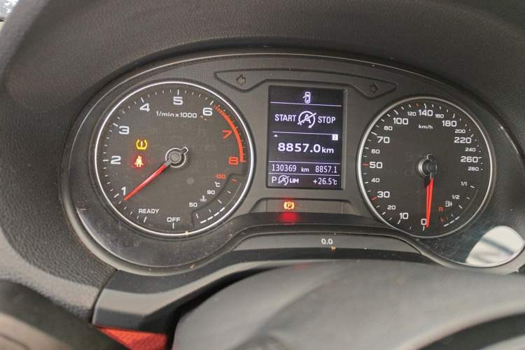 Used Audi Q2L 2018 35 TFSI Fashion Dynamic Version China V Emission Standard Odometer Close Up