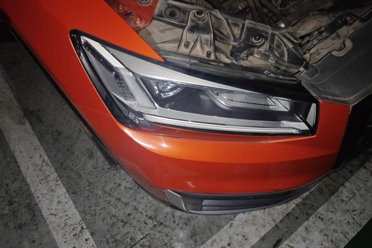 Used Audi Q2L 2018 35 TFSI Launch Exclusive Edition China V Right Front Headlight