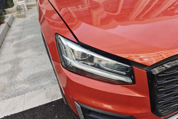 Used Audi Q2L 2018 35 TFSI Launch Exclusive Edition China V Right Front Headlight