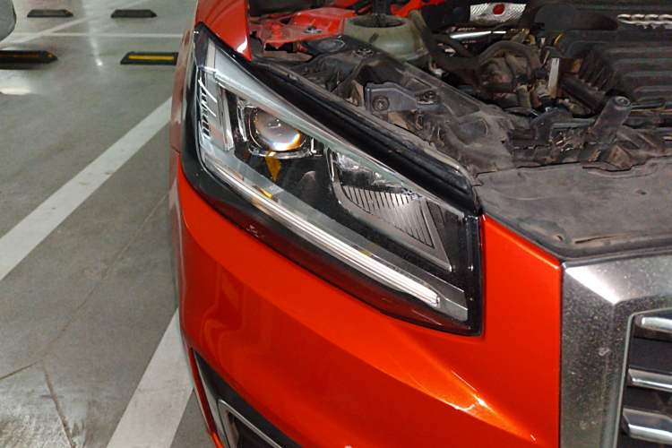 Used Audi Q2L 2018 35 TFSI Fashionable & Elegant Version China VI Emission Standard Right Front Headlight
