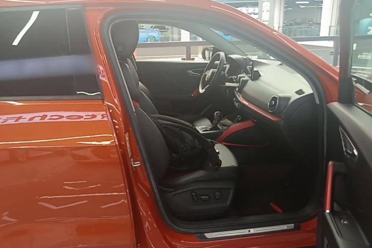 Used Audi Q2L 2018 35 TFSI Fashion Dynamic Version China V Emission Standard Right Front Seat