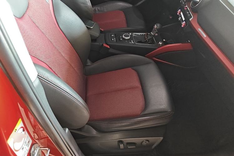 Used Audi Q2L 2018 35 TFSI Fashion Dynamic Version China V Emission Standard Right Front Seat